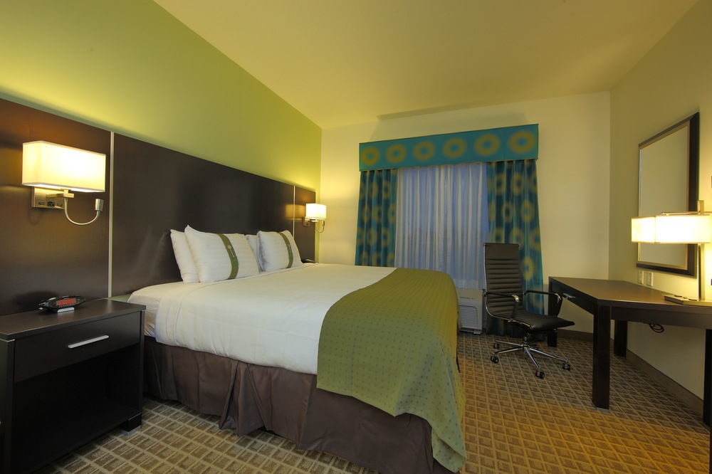 Doubletree By Hilton Sarasota Bradenton Airport Hotel Exterior photo