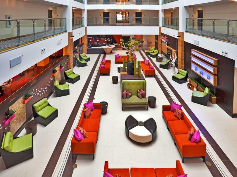 Doubletree By Hilton Sarasota Bradenton Airport Hotel Exterior photo