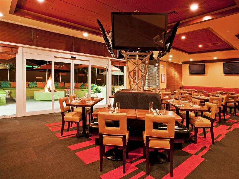 Doubletree By Hilton Sarasota Bradenton Airport Hotel Exterior photo